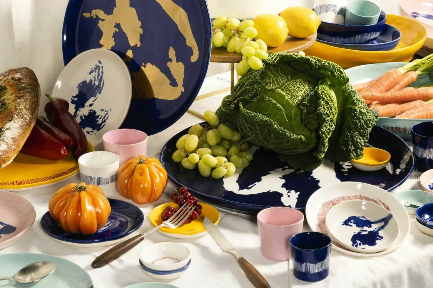 SERAX-OTTOLENGHI - OTTOLENGHI- FEAST Espresso Cups 15 cl – Lapis Lazuli + Swirl Stripes White - 4er SET ø 7 x H6 CM