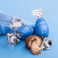 SAWADE - Schokoladen- Ostereier mit Sahnenougat Füllung - in Vollmilchschokolade - 5 Stück